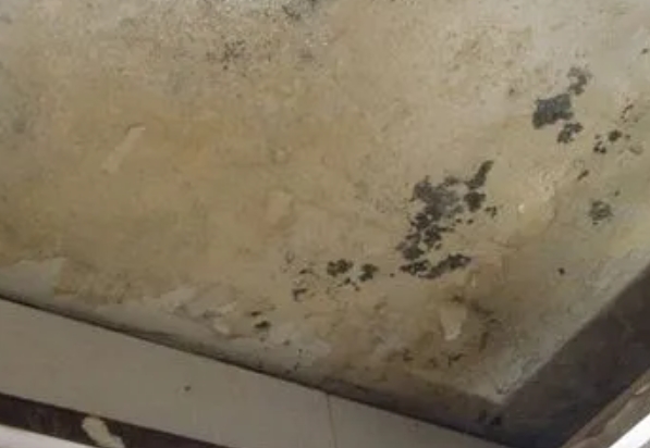 老边阳台漏水维修公司分享下老边卫生间渗水维修需要注意哪些问题。